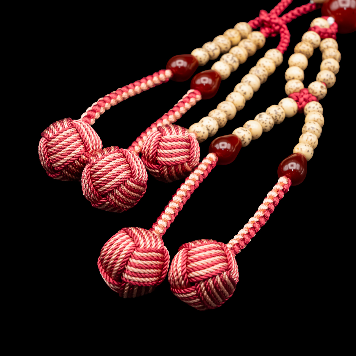 星月菩提樹 数珠 8寸（小・女性向け）赤瑪瑙仕立 カガリ梵天 2色房