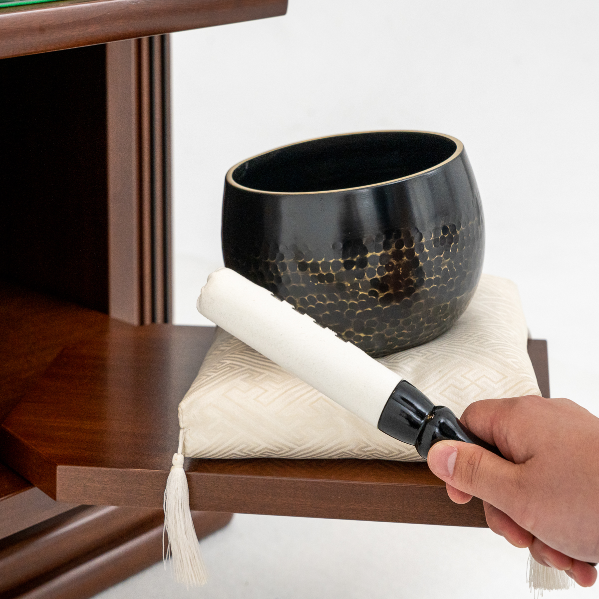 家具調仏壇ブラウンウッド｜アサメラ｜徳島仏壇｜自動扉｜椅子対応｜特