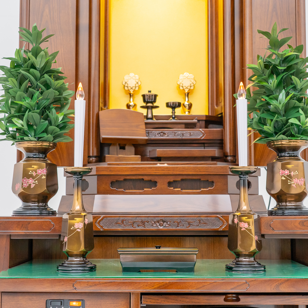 厨子型仏壇大河｜槐｜徳島仏壇｜自動扉｜経机収納型｜特別特装御本尊