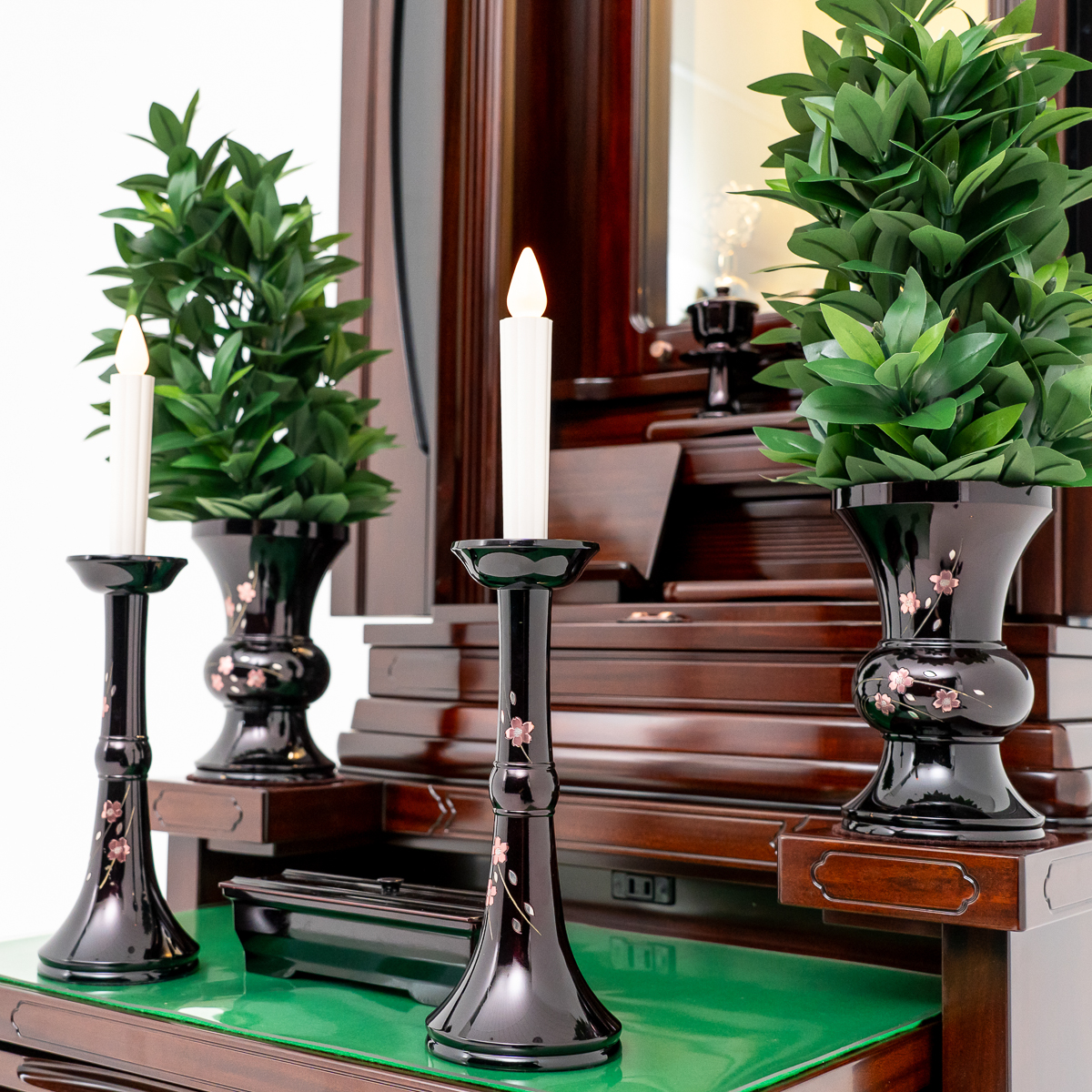 厨子型仏壇光彩｜アサメラ｜徳島仏壇｜液晶扉｜経机収納型｜特別特装御