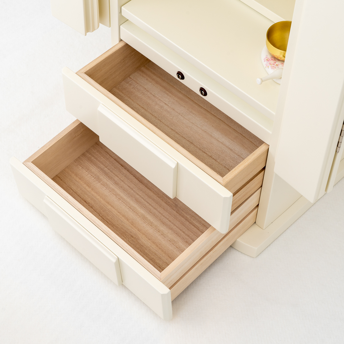 家具調仏壇NEWスリム｜ホワイト｜ガラス扉｜椅子対応｜特装御本尊対応