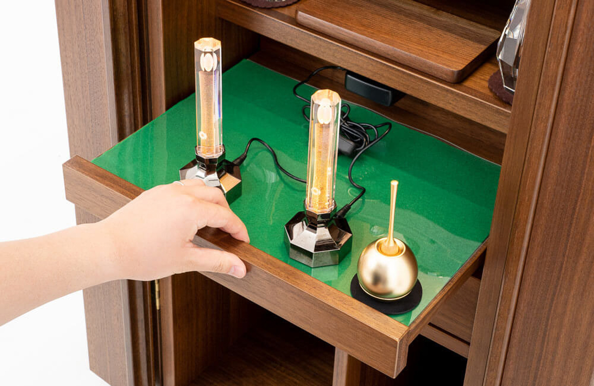 家具調仏壇ドルチェ｜ウォールナット｜徳島仏壇｜アクリル扉｜椅子対応