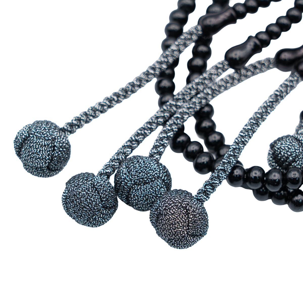 黒檀 白百合彫り 数珠 8寸（小・女性向け） 木 カガリ梵天 黒銀房