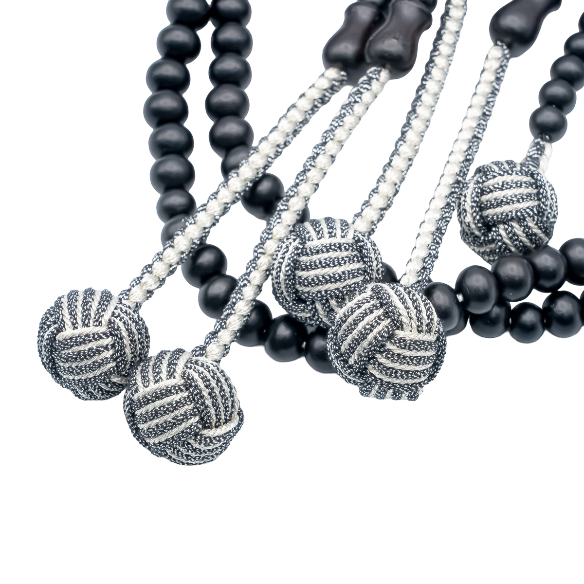 黒檀素挽 数珠 尺寸（大・男性向け）木 カガリ梵天 黒銀 紙箱入 創価